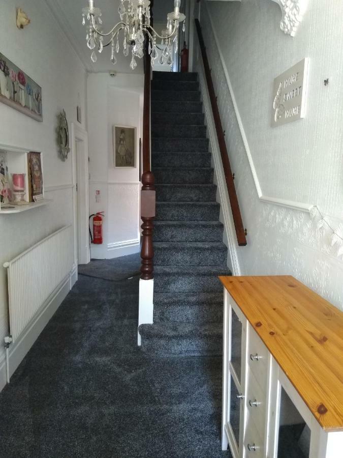 Heather Lea Guest Rooms Blackpool Bagian luar foto